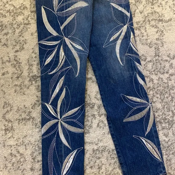 Embroidered Citizens of humanity skinny jeans never worn with tags! Size 26